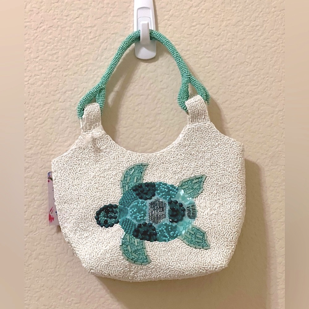 Viral Beaded Sea Turtle Handbag (Handmade)